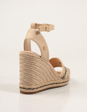 SANDALIAS TOMMY HILFIGER HIGH WEDGE ESPAD RAFFIA en color Beige
