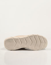 ZAPATILLAS SKECHERS BOBS B FLEX LO en color Beige