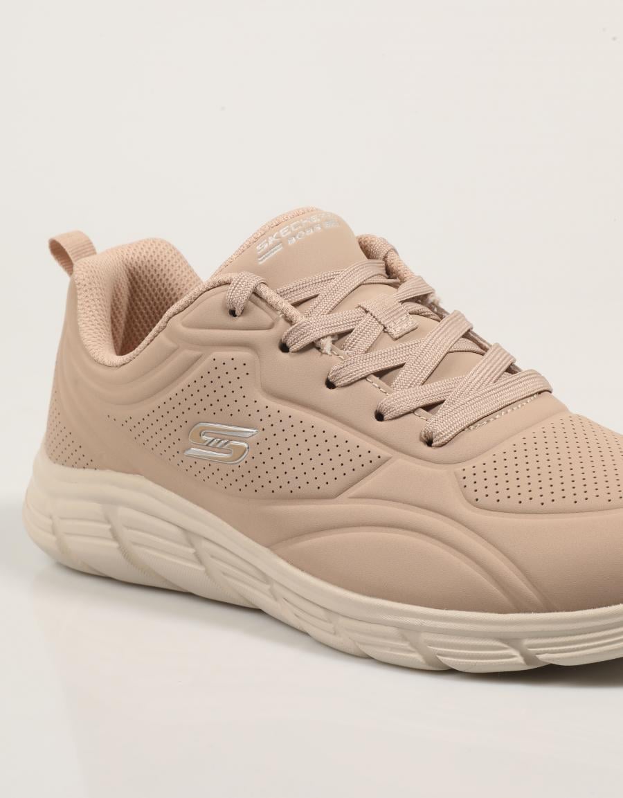 ZAPATILLAS SKECHERS BOBS B FLEX LO en color Beige
