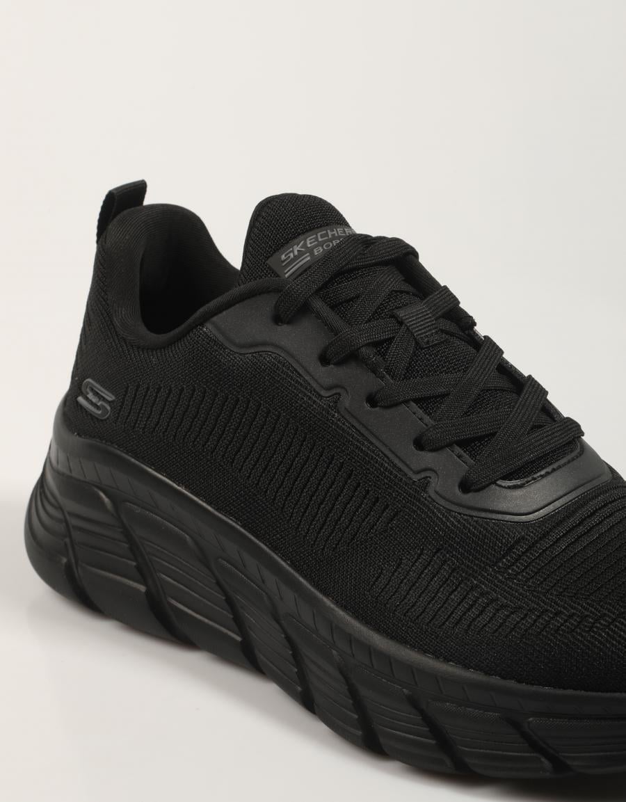 ZAPATILLAS SKECHERS BOBS SPORT B FLEX HI en color Negro