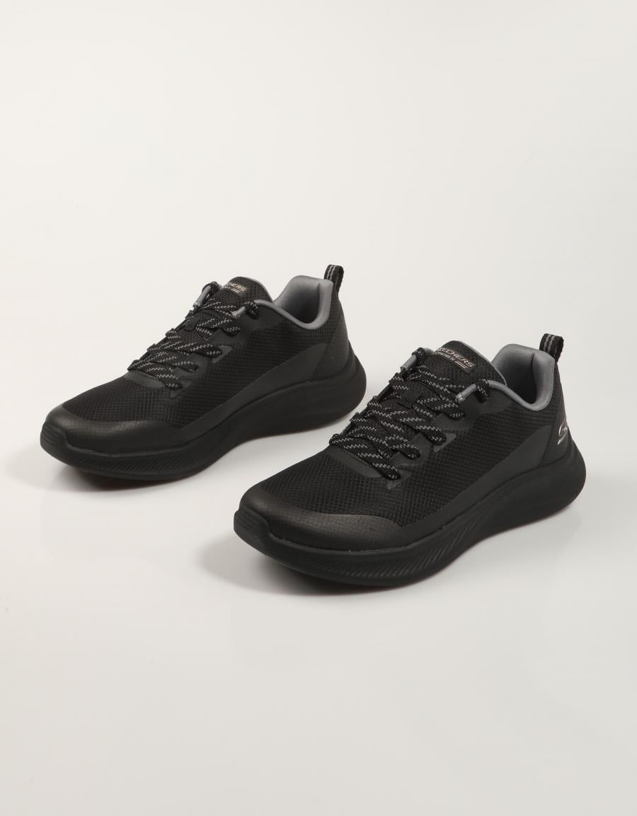ZAPATILLAS SKECHERS BOBS MODA FLEX en color Negro