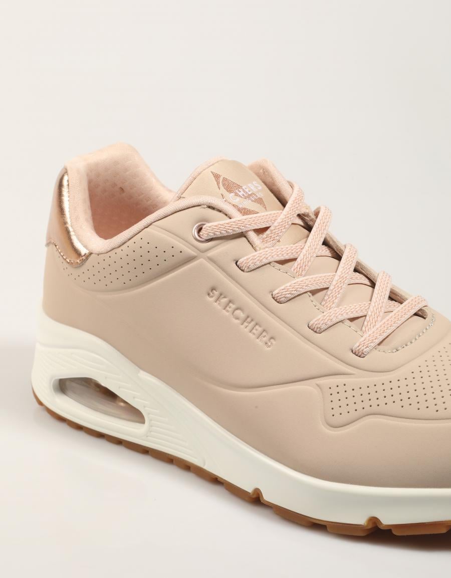 ZAPATILLAS SKECHERS UNO SHIMMER AWAY en color Beige