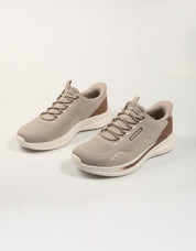ZAPATILLAS SKECHERS SLADE en color Beige