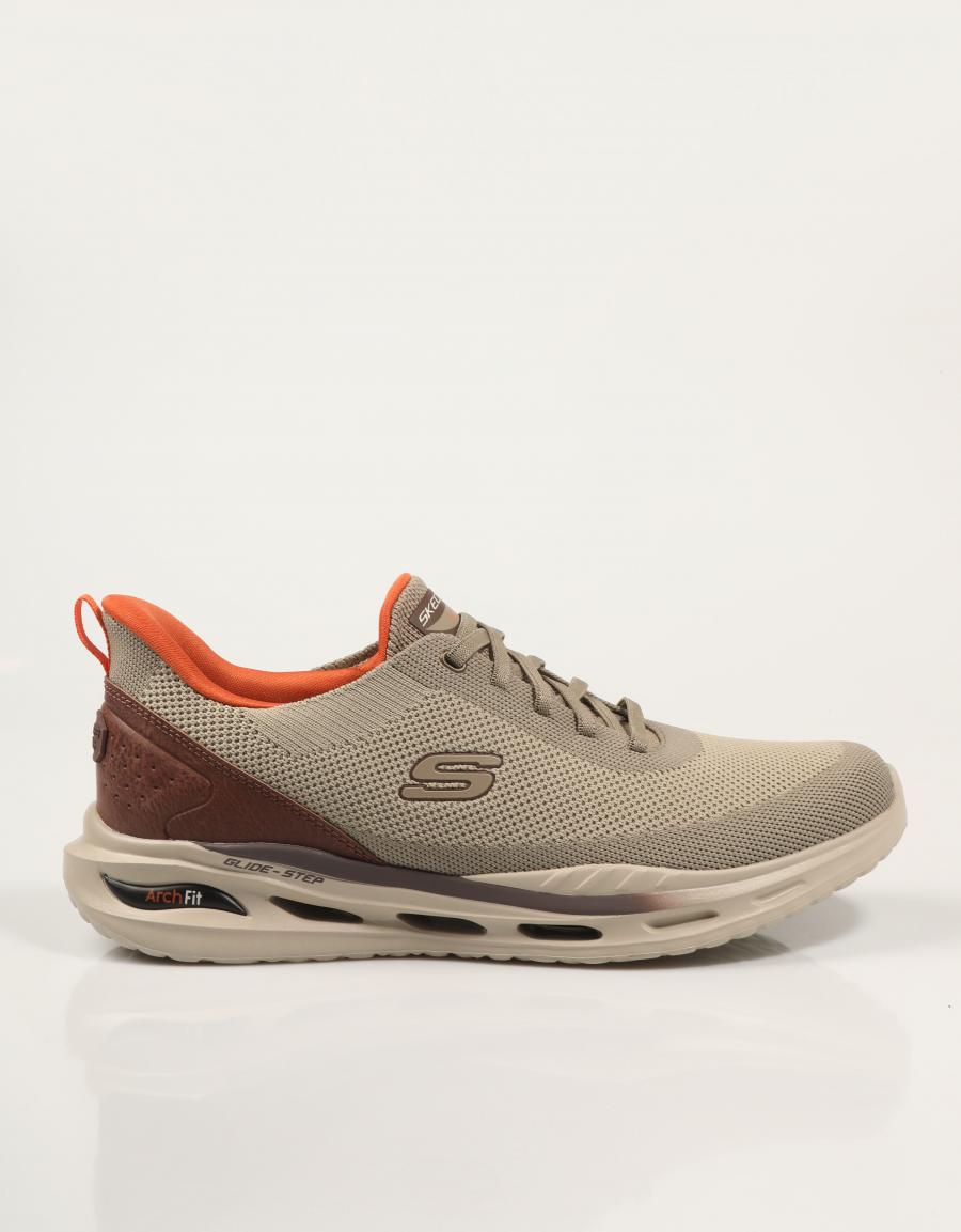 ZAPATILLAS SKECHERS SLIP INS RELAX FIT ARCH FIT en color Beige