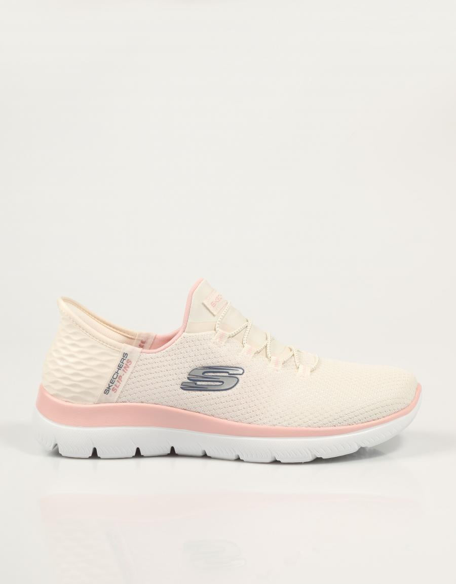 ZAPATILLAS SKECHERS SLIP INS SUMMITS en color Beige