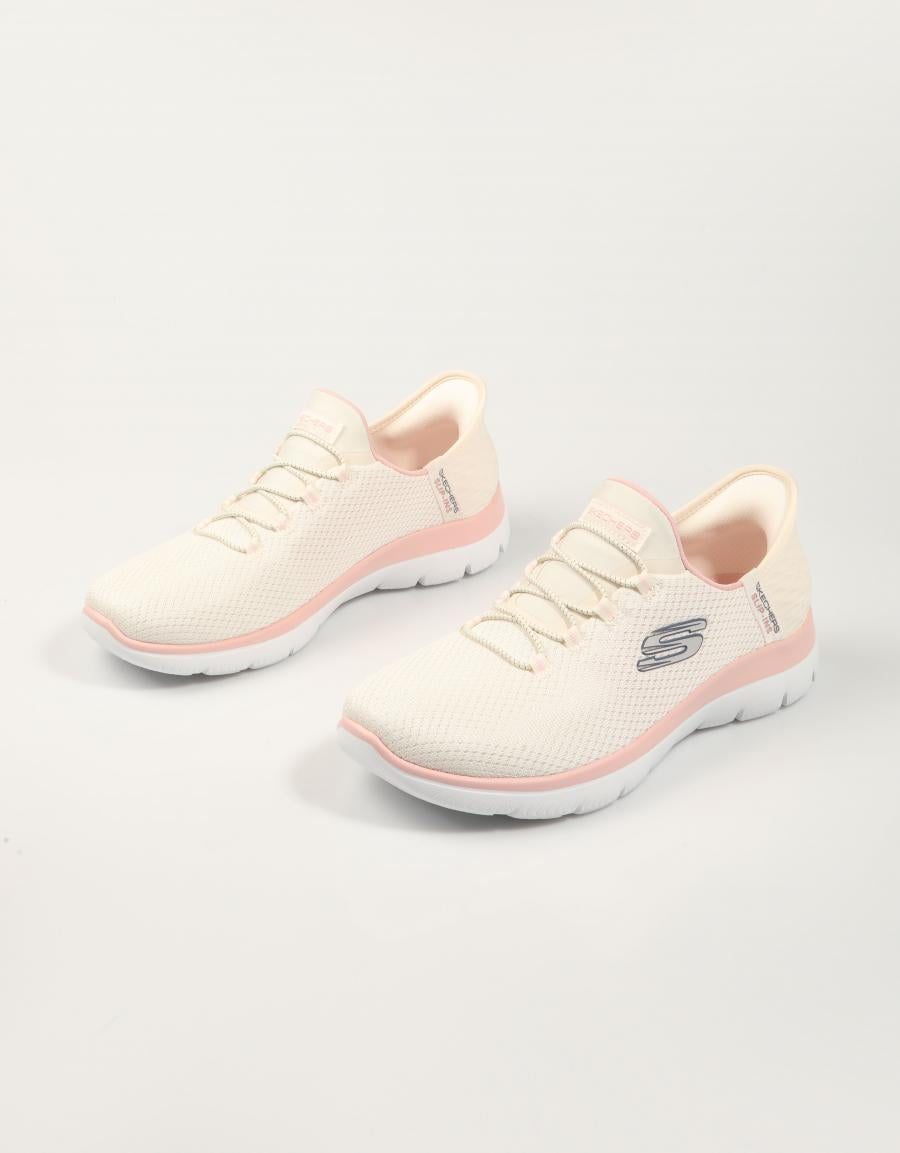 ZAPATILLAS SKECHERS SLIP INS SUMMITS en color Beige