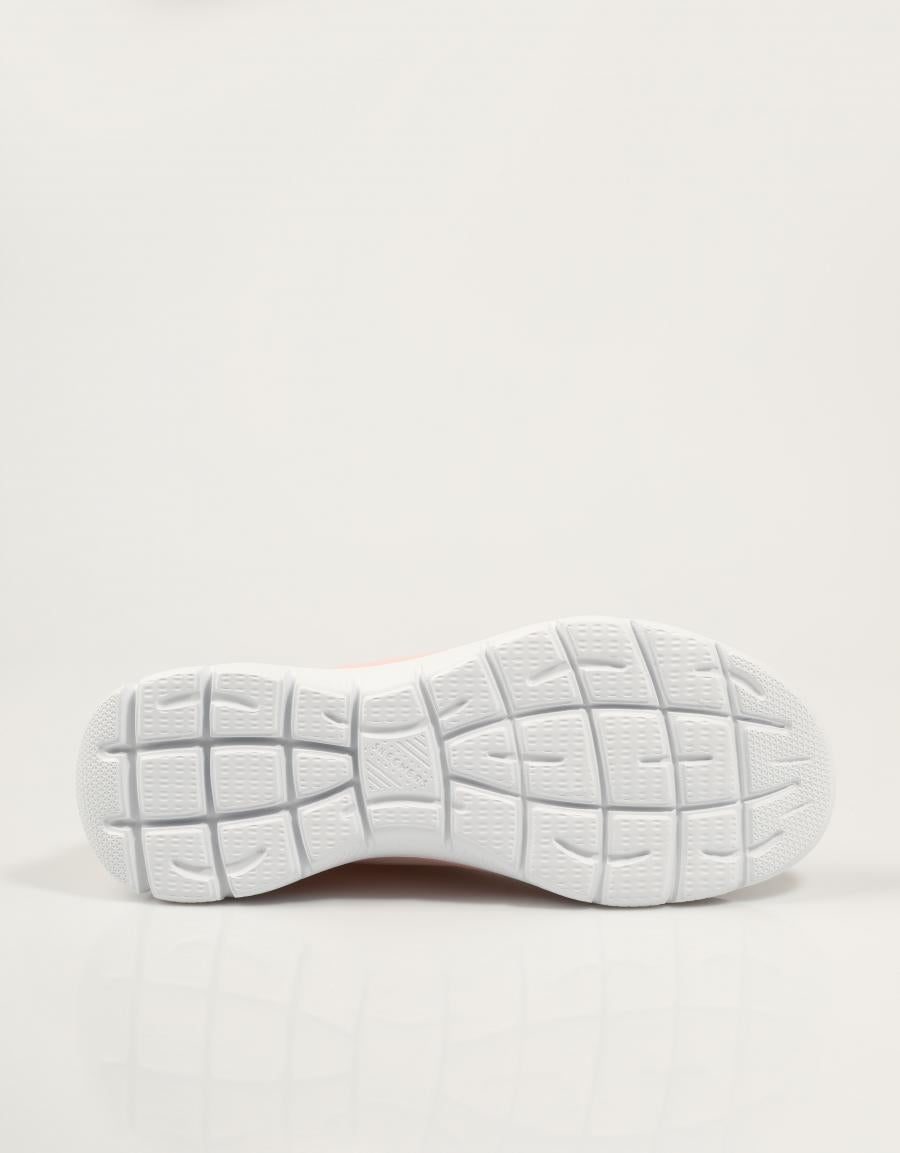 ZAPATILLAS SKECHERS SLIP INS SUMMITS en color Beige