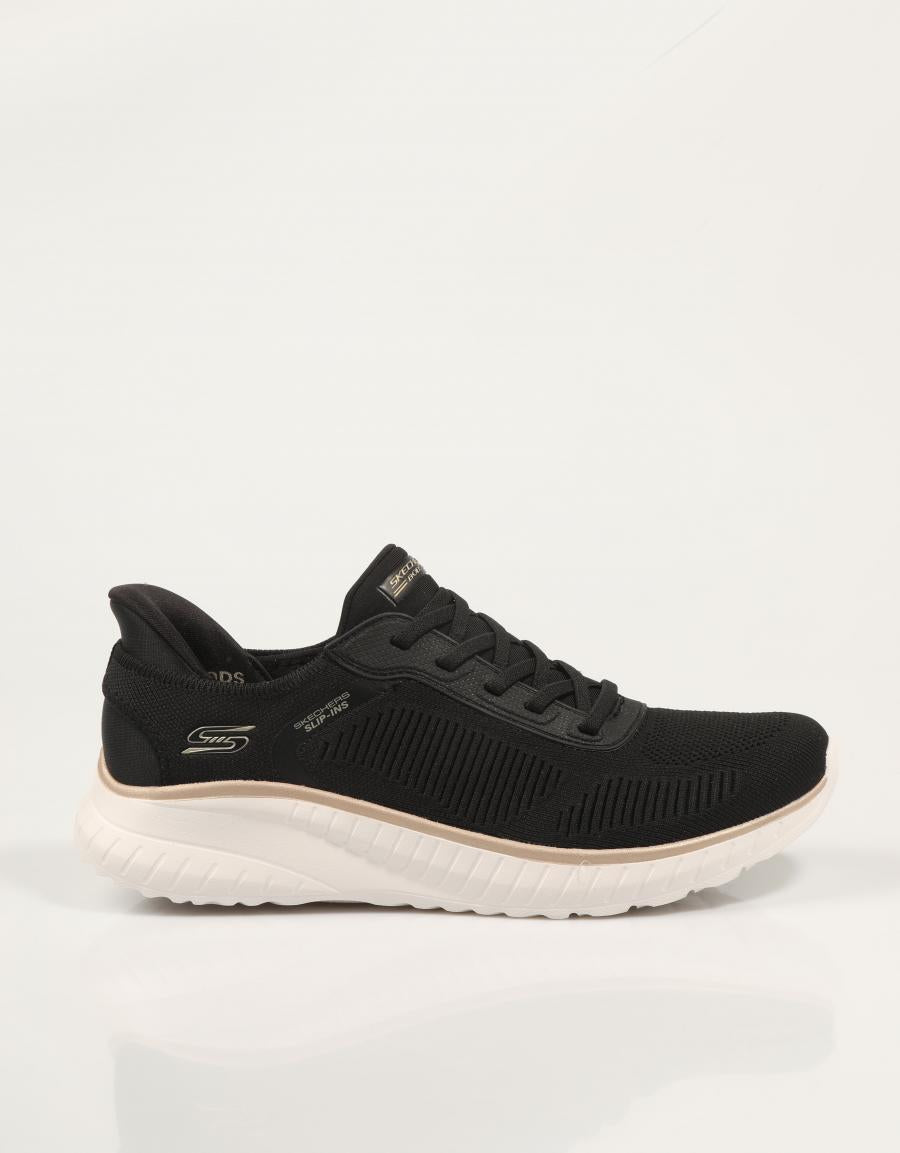 ZAPATILLAS SKECHERS SLIP INS BOBS SPORT SQUAD en color Negro