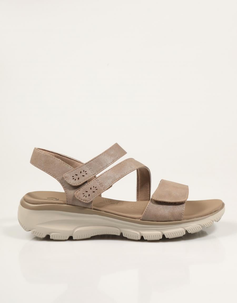 SANDALIAS SKECHERS RELAXED FIT EASY GOING ALL DAY en color Taupe