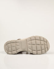 SANDALIAS SKECHERS RELAXED FIT EASY GOING ALL DAY en color Taupe