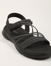 SANDALIAS SKECHERS GO WALK FLEX SANDAL EMMA en color Negro