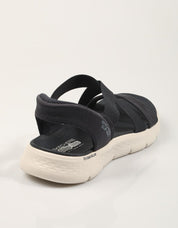 SANDALIAS SKECHERS SLIP INS GO WALK FLEX SANDAL en color Azul marino