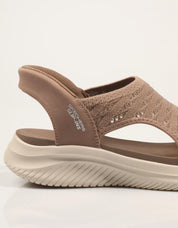SANDALIAS SKECHERS SLIP INS ULTRA FLEX 3 0 en color Cuero