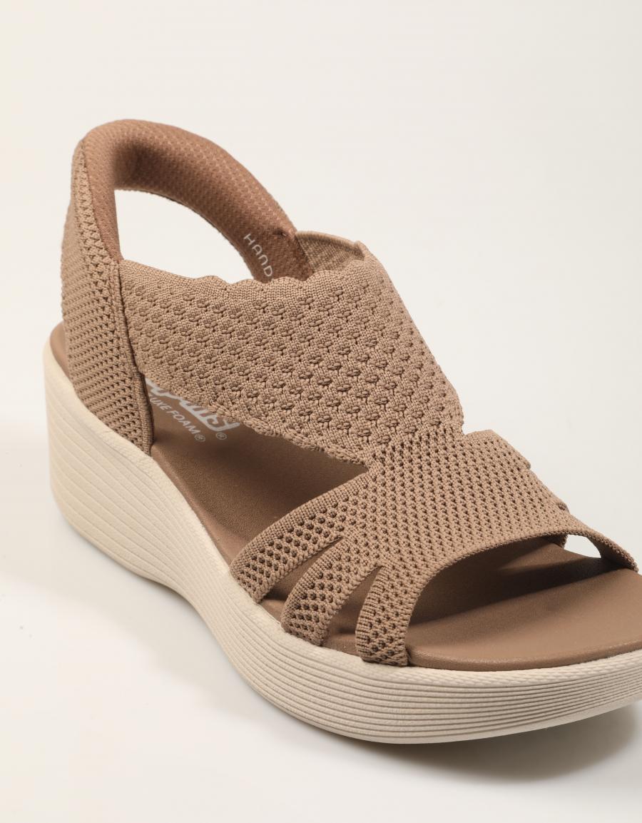 SANDALIAS SKECHERS PARALLEL LITE SUMMER INVITE en color Cuero