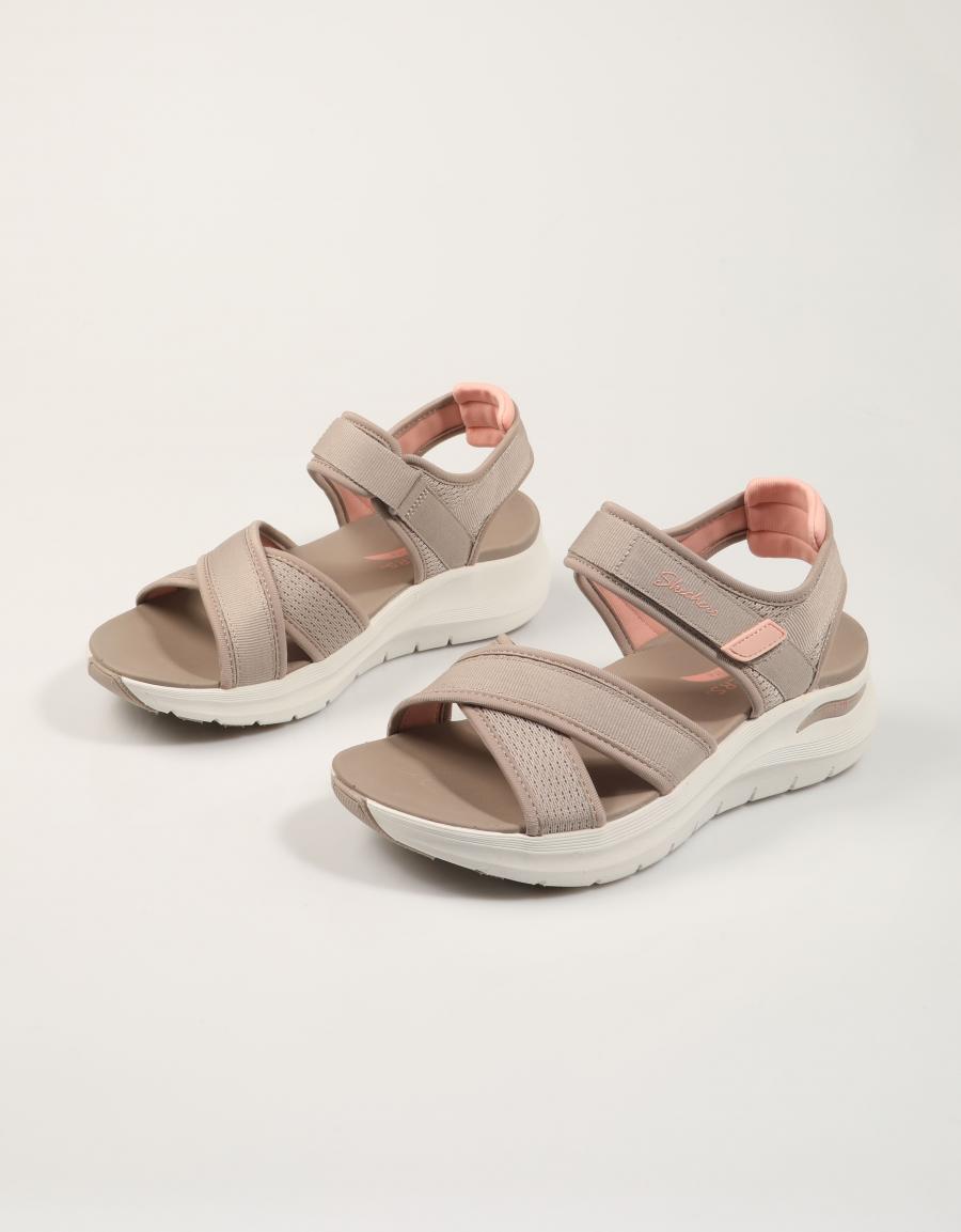 SANDALIAS SKECHERS ARCH FIT 2 0 SANDAL en color Taupe