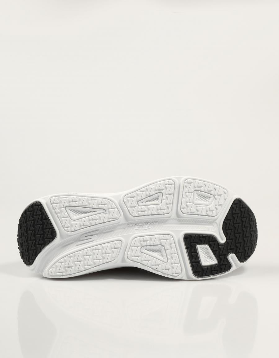 ZAPATILLAS SKECHERS MAX CUSHIONING ENDEAVOUR en color Negro