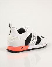 ZAPATILLAS ARMANI EA7 TRAINING CASUAL SPORTY LIFESTYLE en color Blanco