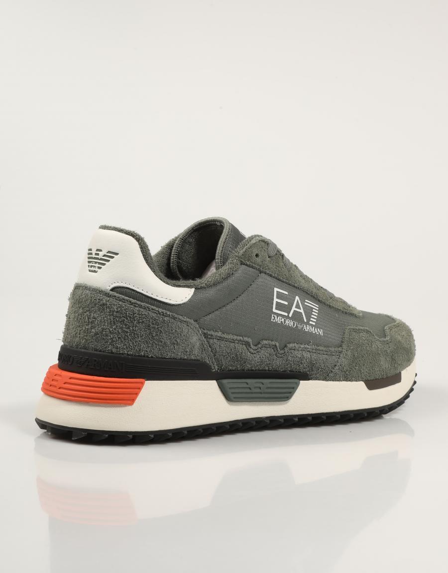 ZAPATILLAS ARMANI EA7 VINTAGE en color Kaki