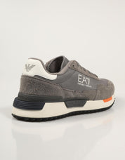 ZAPATILLAS ARMANI EA7 VINTAGE en color Gris
