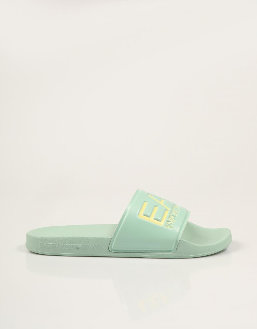 CHANCLAS ARMANI EA7 7X000108 AF15118 en color Verde