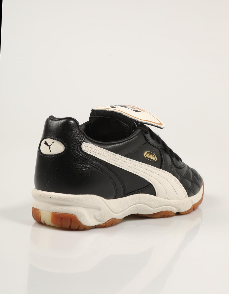 ZAPATILLAS PUMA KING INDOOR en color Negro