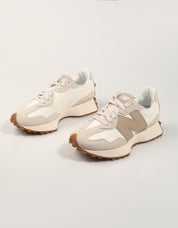 ZAPATILLAS NEW BALANCE U327 en color Beige