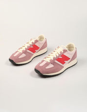 ZAPATILLAS NEW BALANCE U471 en color Rosa