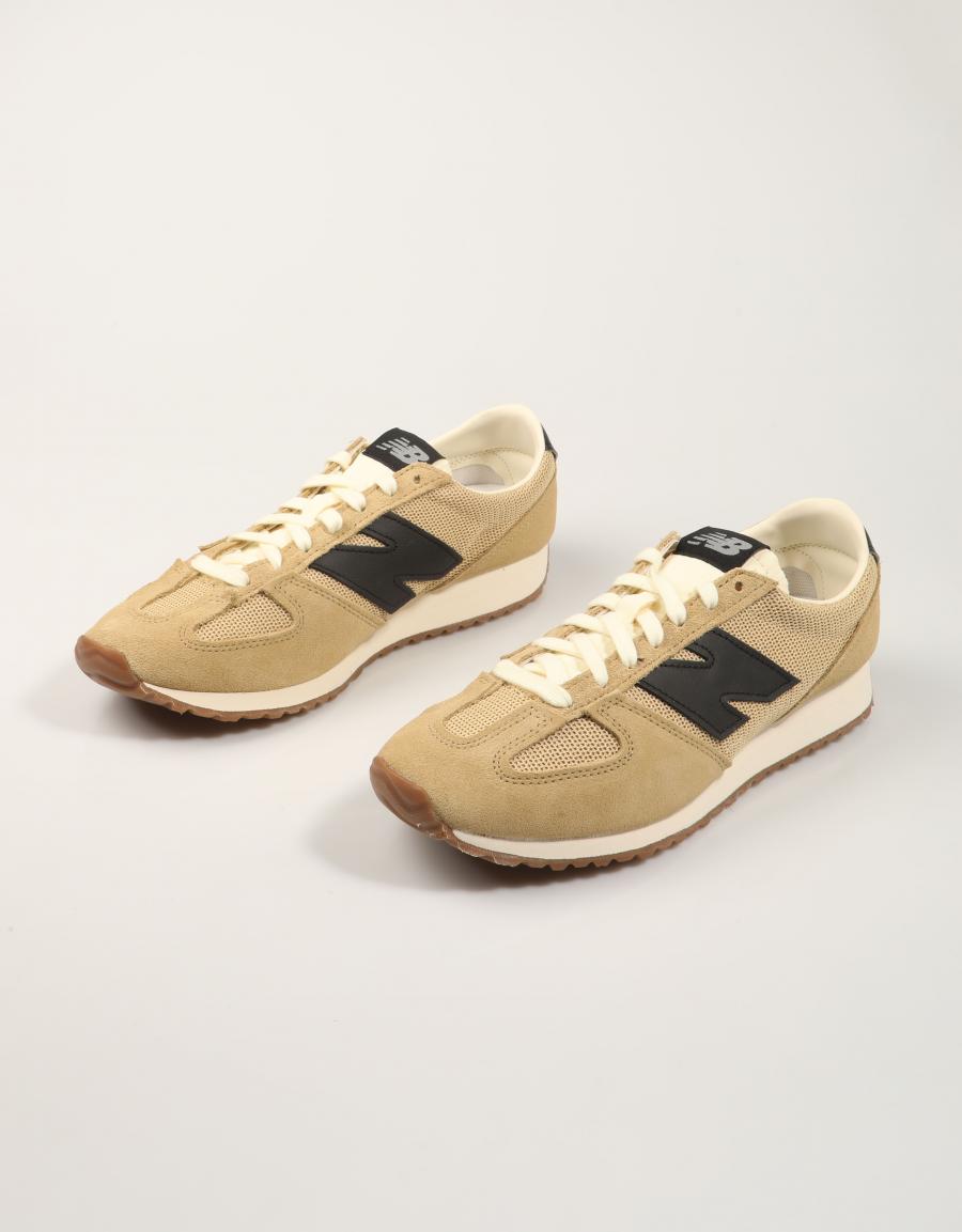 ZAPATILLAS NEW BALANCE U471 en color Amarillo