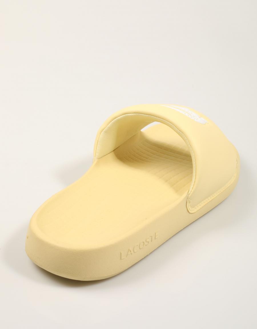 CHANCLAS LACOSTE SERVE SLIDE 1.0 125 1 CFA en color Amarillo