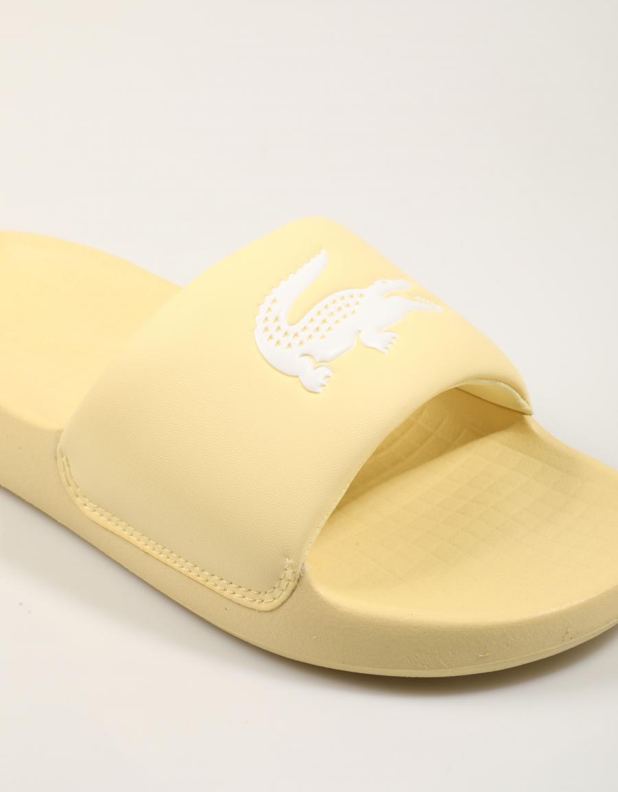 CHANCLAS LACOSTE SERVE SLIDE 1.0 125 1 CFA en color Amarillo