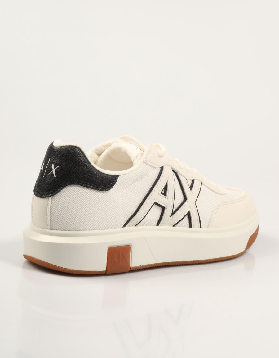 ZAPATILLAS ARMANI EXCHANGE VENICE MINI en color Blanco