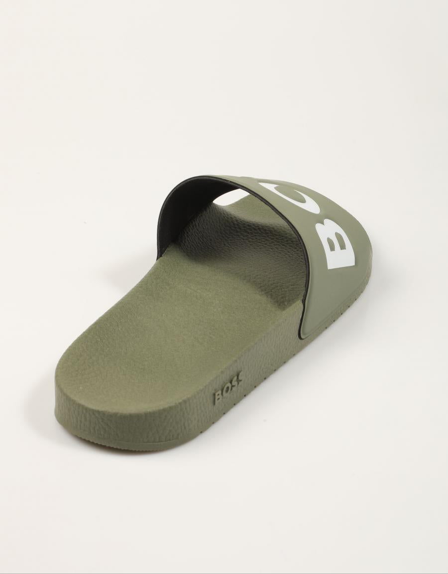CHANCLAS BOSS ARYEH SLIDE en color Kaki