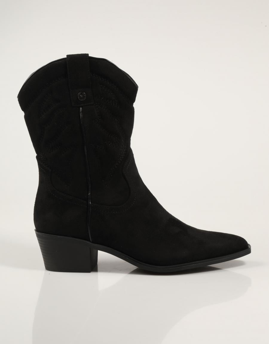BOTAS XTI 144307 en color Negro