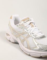 ZAPATILLAS ASICS GT 2160 en color Blanco