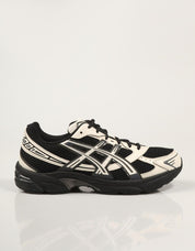 ZAPATILLAS ASICS GEL 1130 en color Negro