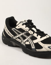ZAPATILLAS ASICS GEL 1130 en color Negro