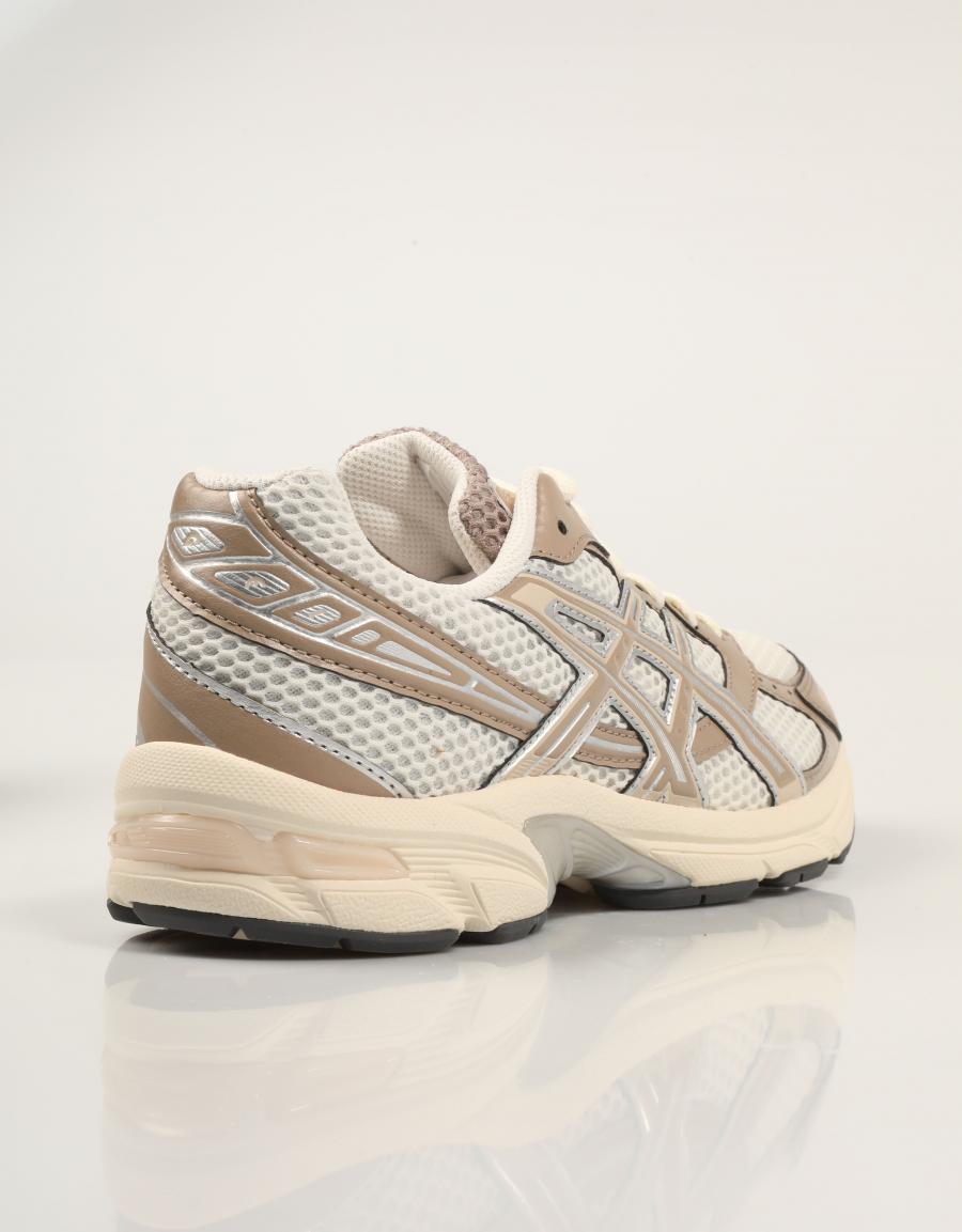 ZAPATILLAS ASICS GEL 1130 en color Beige
