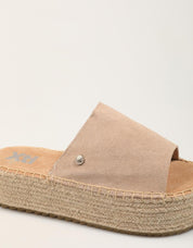 SANDALIAS XTI 145475 en color Beige