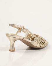 SANDALIAS XTI SLIM BACK ORO 145301 en color Oro