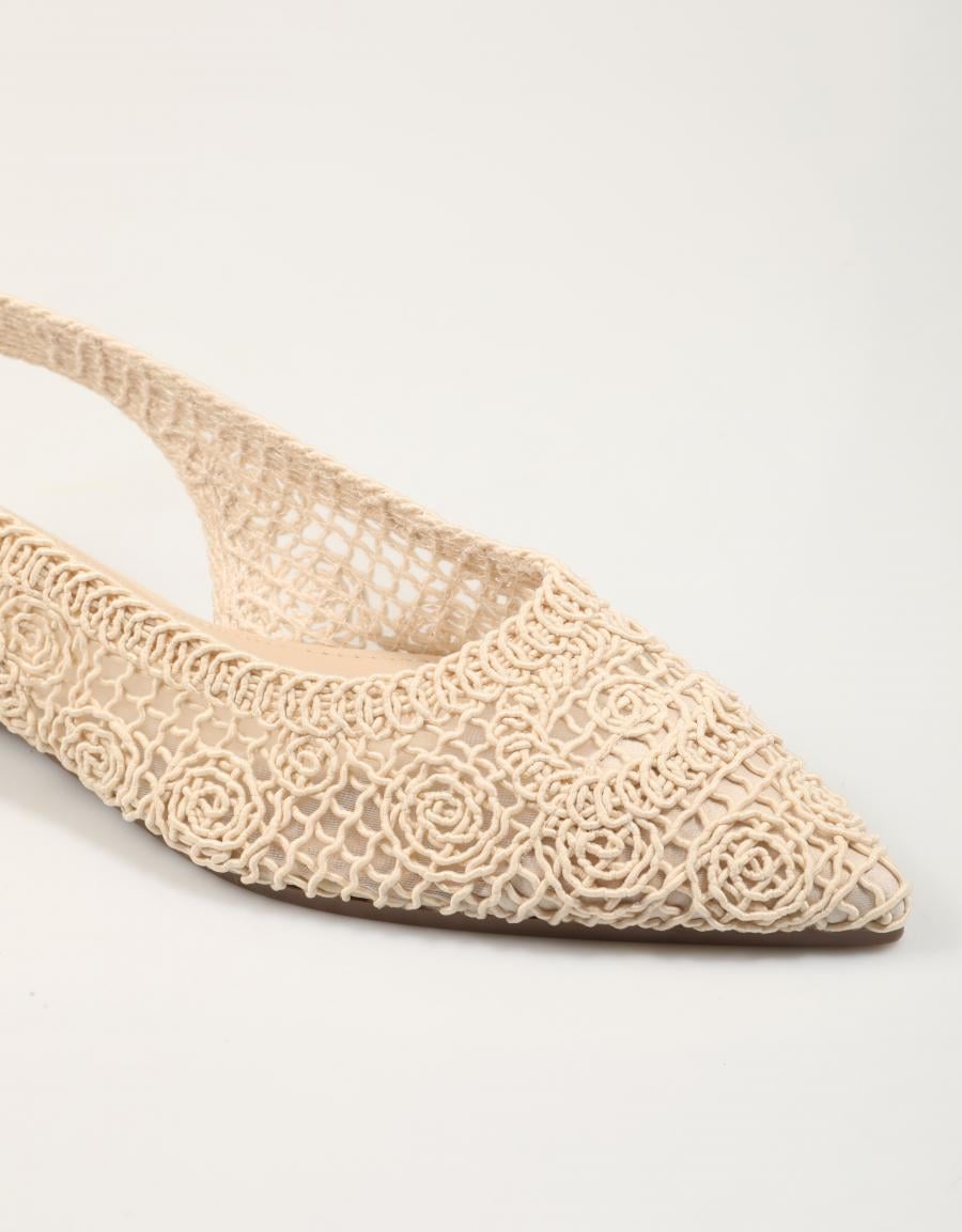 SANDALIAS XTI SLIM BACK BEIGE 145124 en color Beige