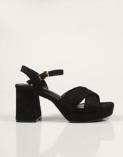 SANDALIAS XTI SANDALIA NEGRO 145288 en color Negro