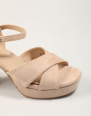 SANDALIAS XTI SANDALIA BEIGE en color Beige