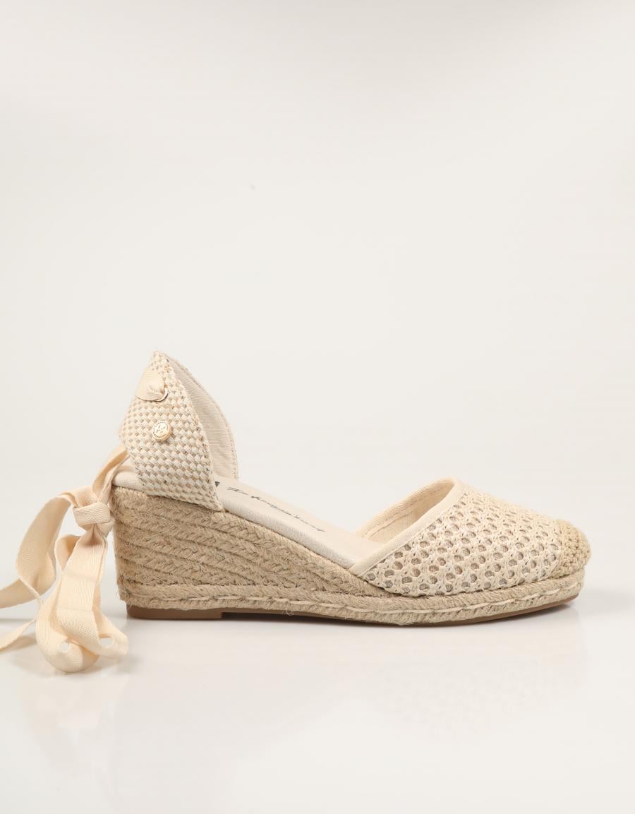 ESPARDEÑAS XTI CUÑA TEX HIELO en color Hielo