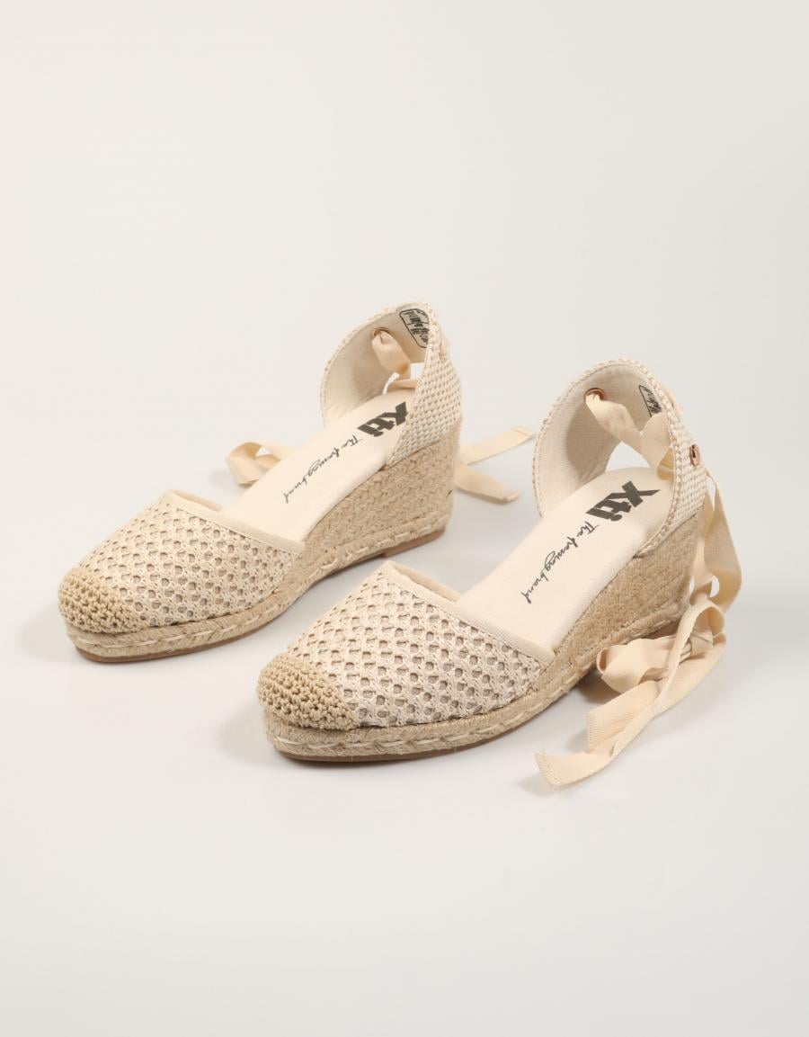 ESPARDEÑAS XTI CUÑA TEX HIELO en color Hielo