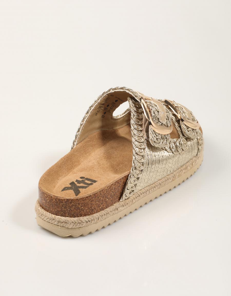 SANDALIAS XTI SANDALIA C ORO en color Oro