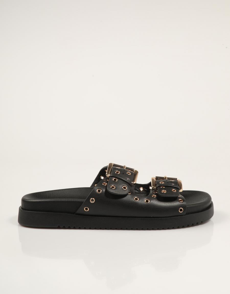 SANDALIAS XTI BIO REMACHES NEGRO en color Negro