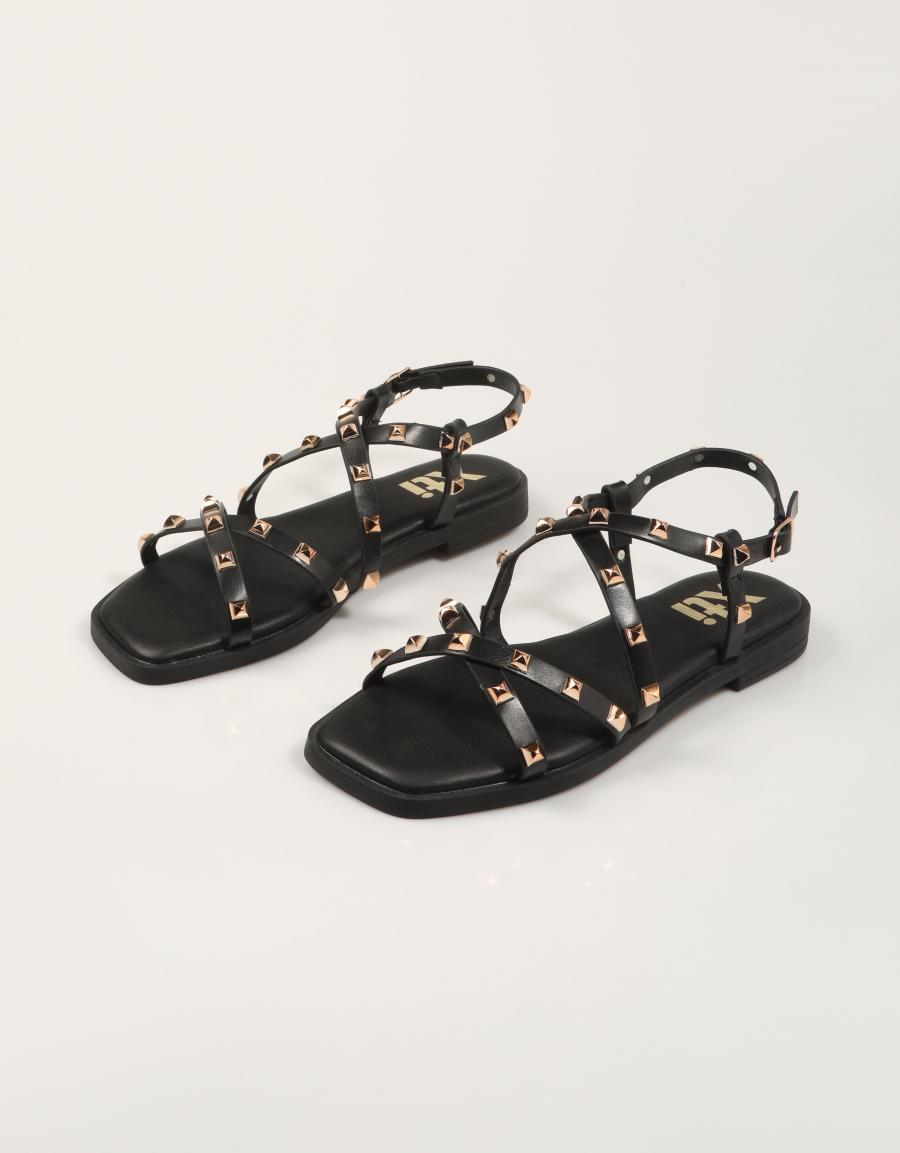 SANDALIAS XTI SANDALIA REMACHES NEGRO en color Negro