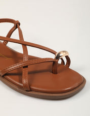 SANDALIAS XTI SANDALIA DEDO CAMEL en color Cuero