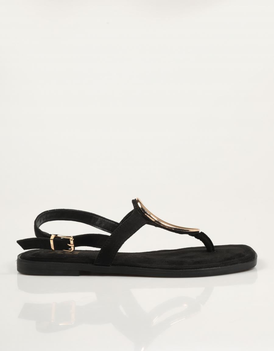 SANDALIAS XTI SANDALIA CHAPA NEGRO en color Negro