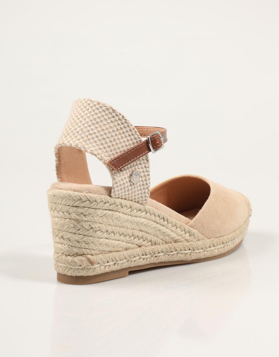 ESPARDEÑAS XTI VALENCIANA TEX ORO en color Oro